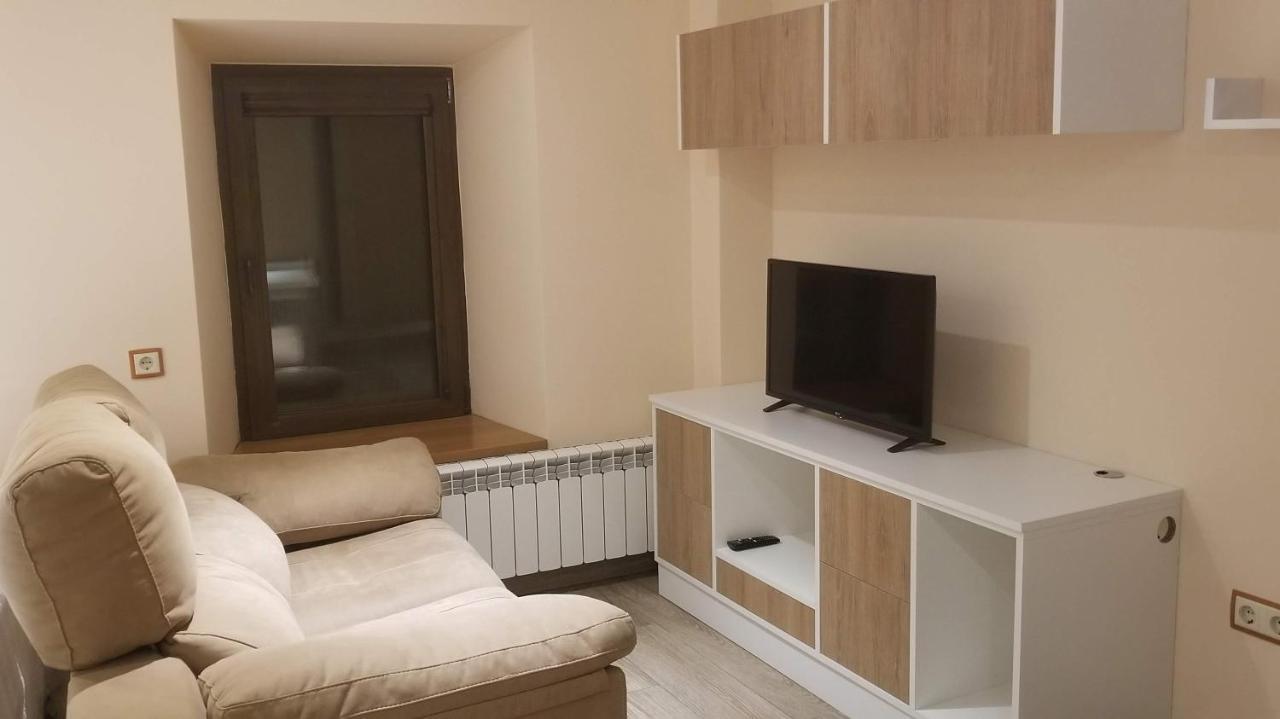 Apartmán O Forno De Casa Nunez Fonfría Exteriér fotografie